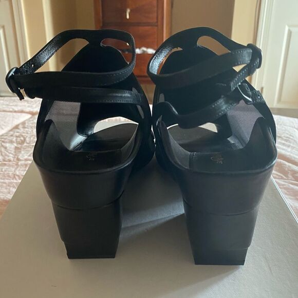 Black 'Aria' Mesh Leather Combo Heel Sandal - Picture 10 of 11